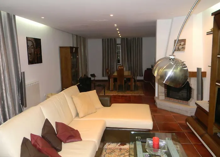 Casa Estrada Da Guia Πανσιόν *