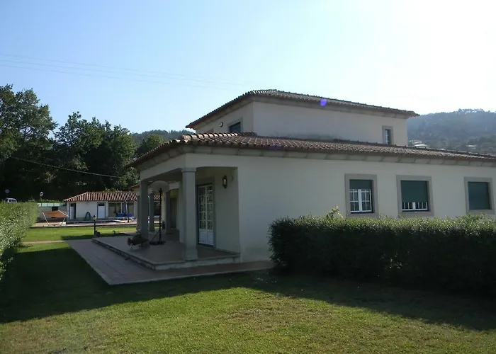 Casa Estrada Da Guia Πανσιόν