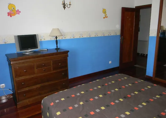 Πανσιόν Casa Estrada Da Guia *