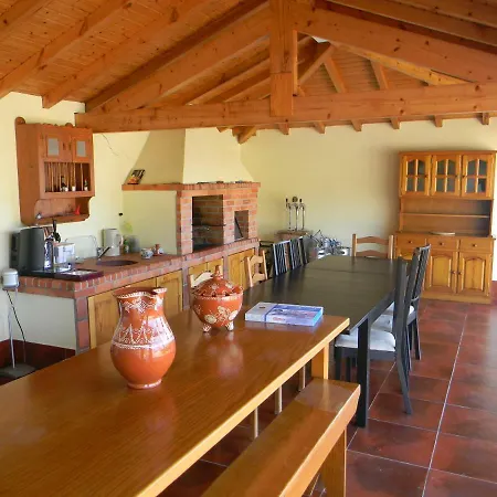 بيت ضيافة Casa Estrada Da Guia فيانا دو كاستيلو