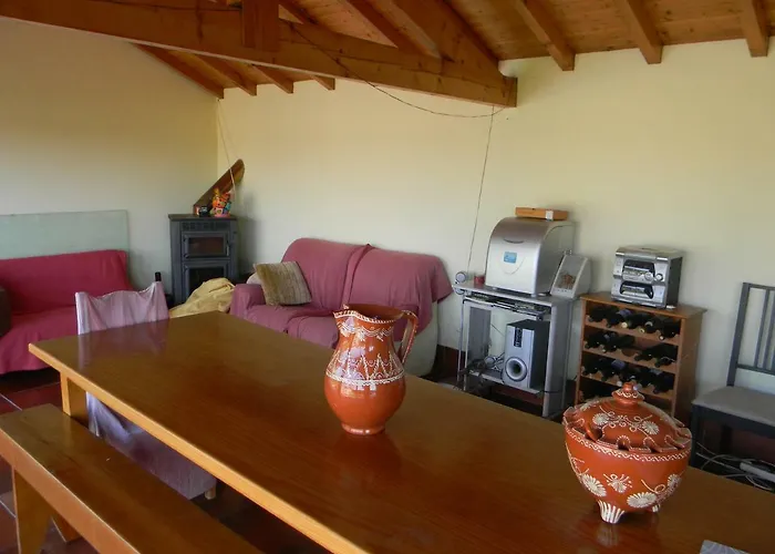 Casa Estrada Da Guia