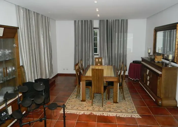 Casa Estrada Da Guia Виана-ду-Каштелу