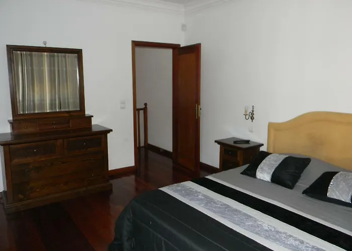 Casa Estrada Da Guia *